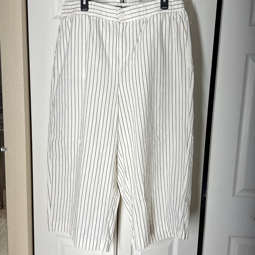 Torrid - High-Rise cropped linen pant - Picture 4 of 5